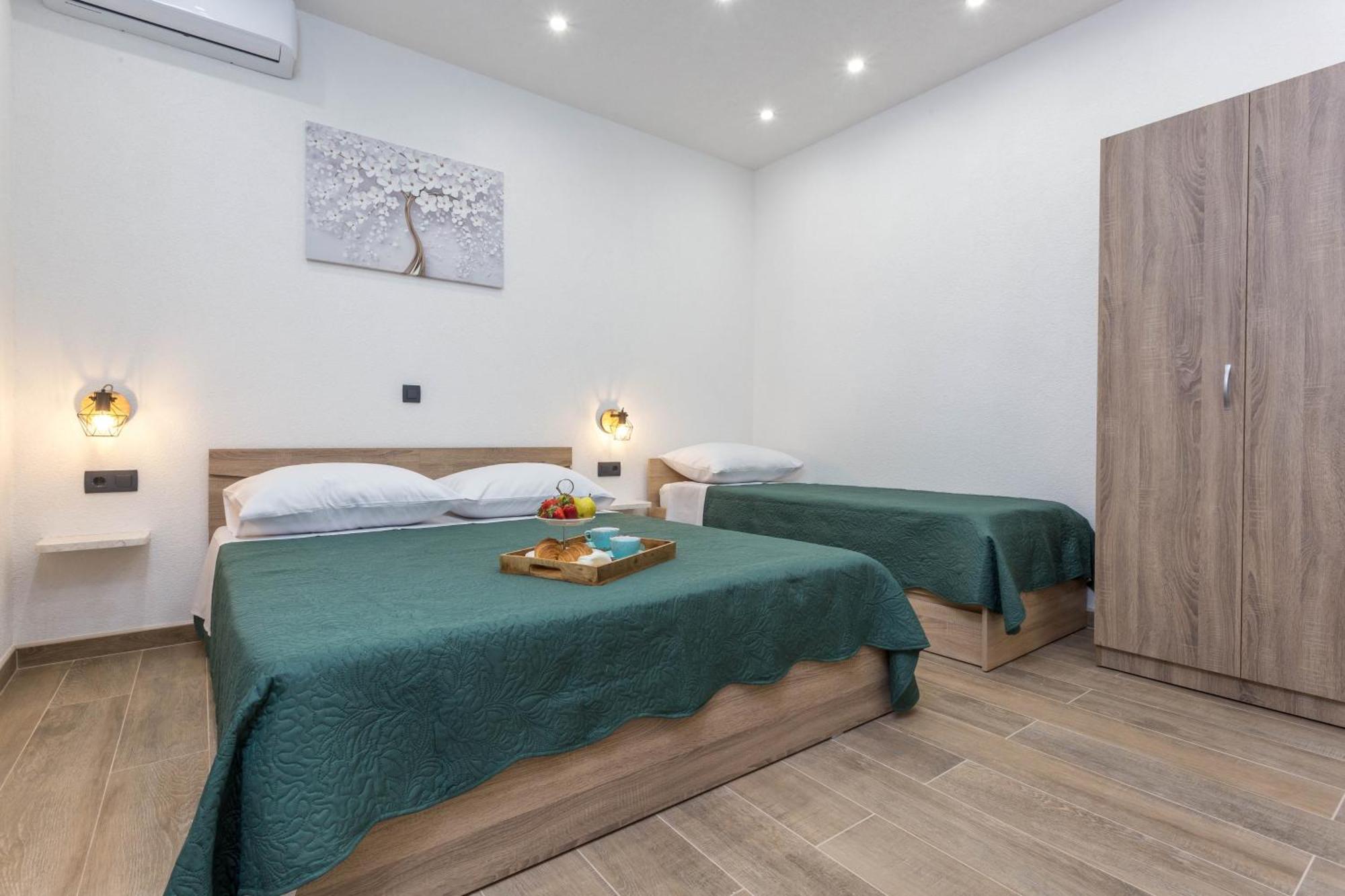 Apartments By The Sea Cove Zastupac, Hvar - 8761 Hvar Town Rum bild