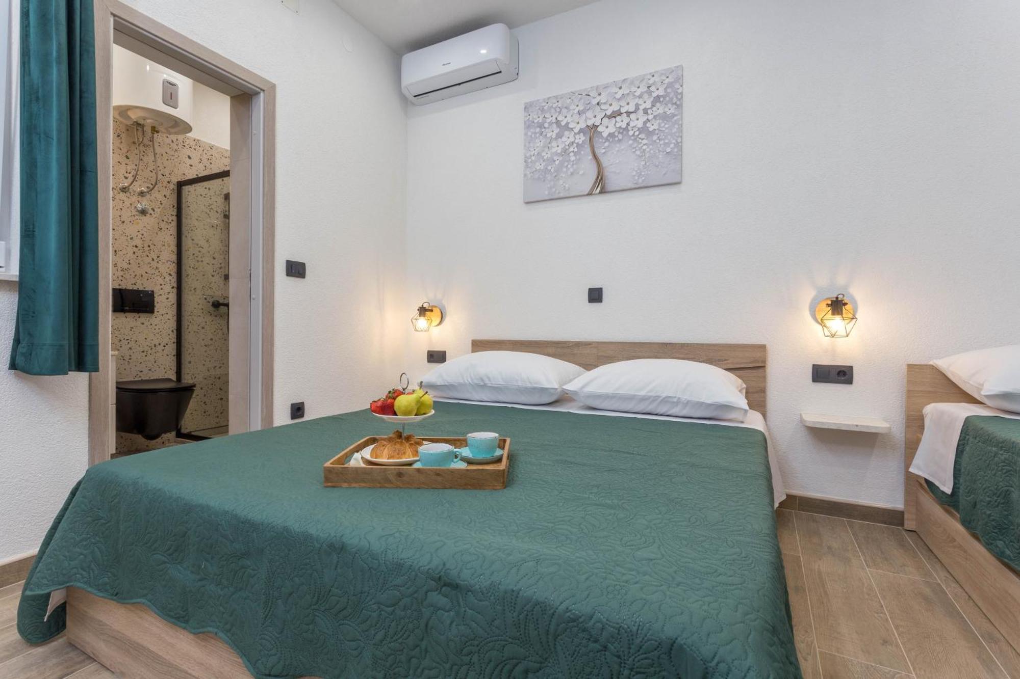 Apartments By The Sea Cove Zastupac, Hvar - 8761 Hvar Town Exteriör bild